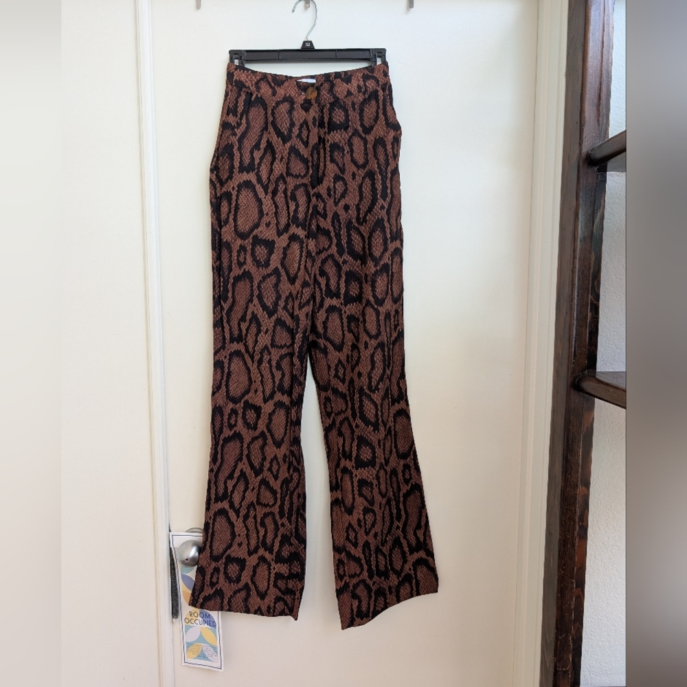 Danielle Bernstein WEWOREWHAT Snake Print Women's Wide Leg Pants, 00